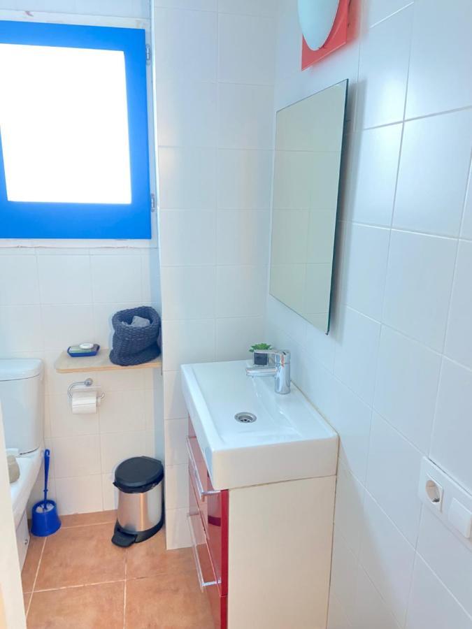 Habitación con Baño Privado en Cadaqués Centro, Casa Nou 1935 Exterior foto